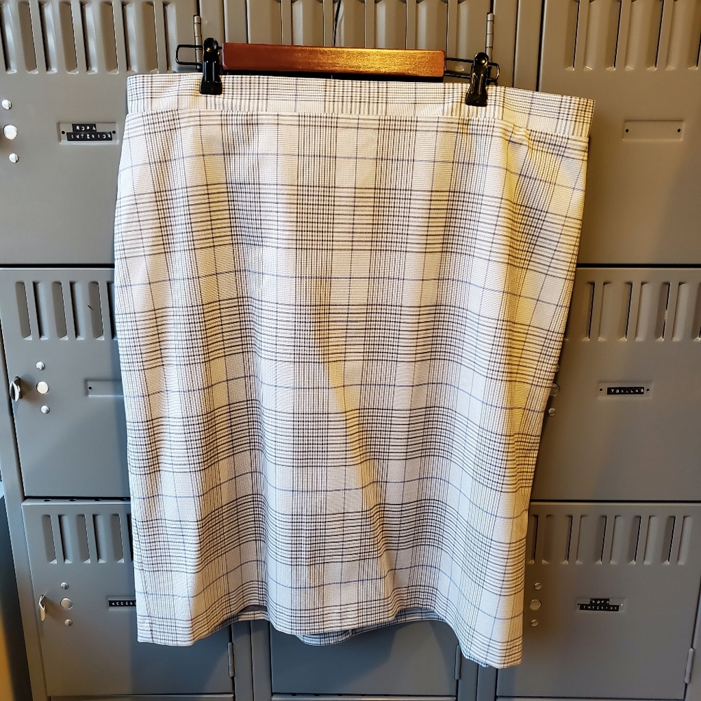 Banana Republic gray plaid Straight Pencil Skirt E